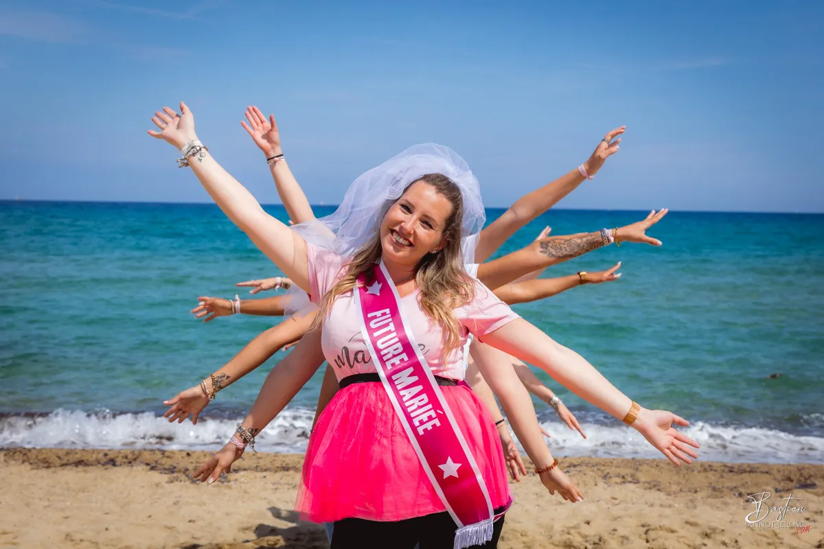 photographe EVJF vallauris 6631 bastien JANNOT JEROME watermark  EVJF Nice Provence   Photo shooting EVJF